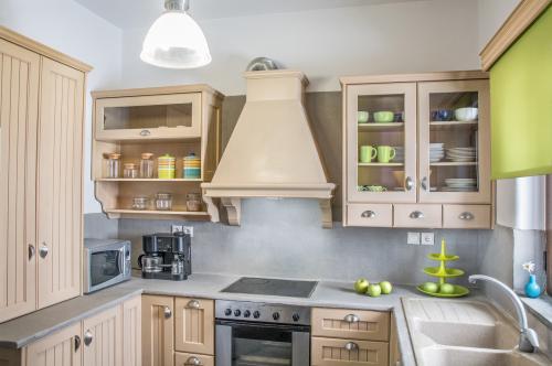 kalithea-villa-kitchen-apokoronas-chania-crete-11